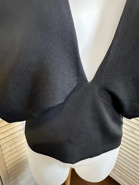 Trouvé Black Deep V sleeveless blouse Size M - Picture 4 of 12